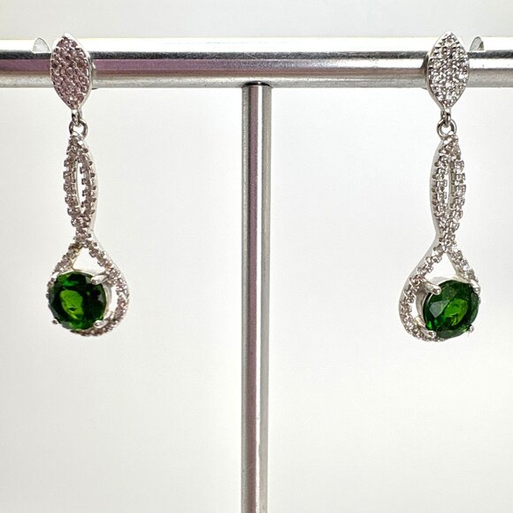 VTG Sterling Green Garnet & Cubic Zirconia Dangle Earrings Size 1" Length - Picture 2 of 9